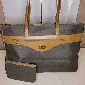 Burberry Gray And Tan Gusset Large Tote Bag with Gold Accents And Pouch Insert
